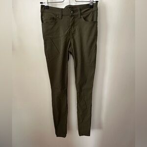 Prana Briann Cargo Green Pants Regular Inseam Size 0